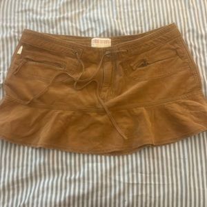 cute vintage hollister mini skirt